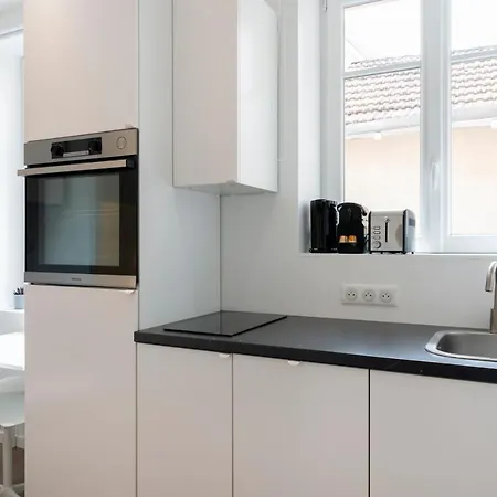 L'intimiste De Charles - Joli Dans *