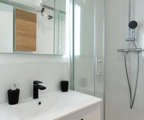 L'intimiste De Charles - Joli Dans * 南锡