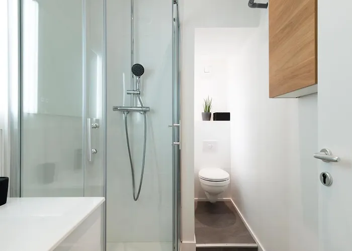 L'intimiste De Charles - Joli Dans *